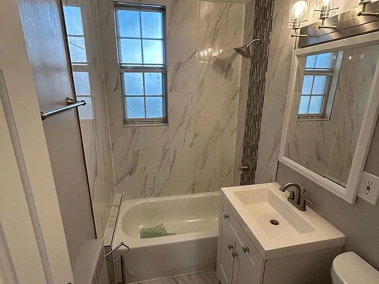 230 N Thomas St #230-1 — Photo 7