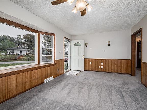 5th image of 30 N 76th St