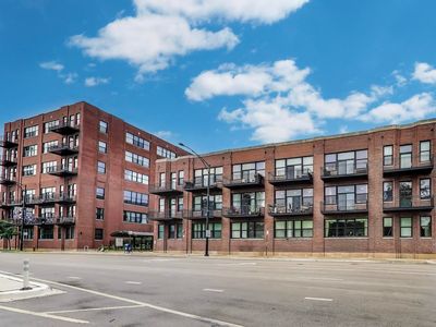 2323 W Pershing Rd APT 124, Chicago, IL, 60609