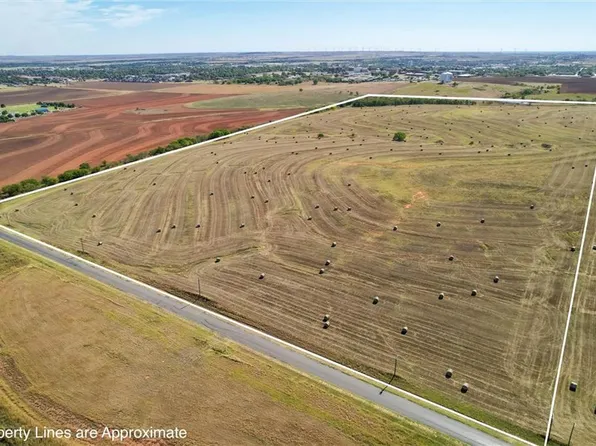 E Lawter Rd, Weatherford, OK 73096