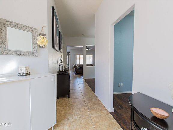 2nd image of 2902 W Languid Ln