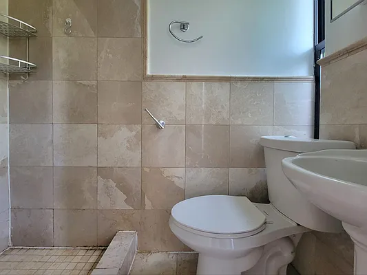 Rented by AZ REALTY NYC LLC | media 8