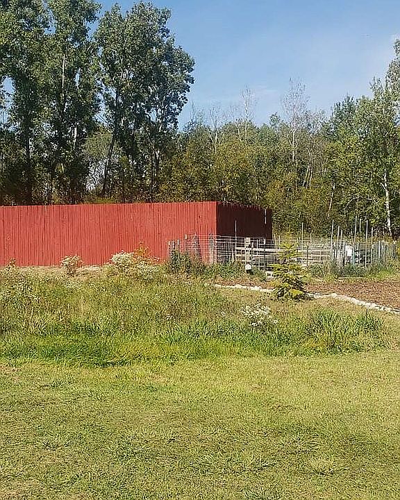 2nd image of 8038 Maple Ridge Rd