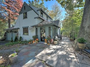 2 Gregory Ave, West Orange, NJ 07052