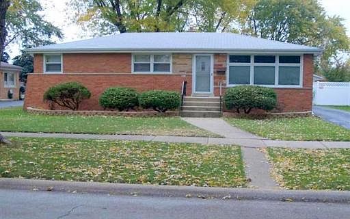 1st image of 6918 W 175th Pl