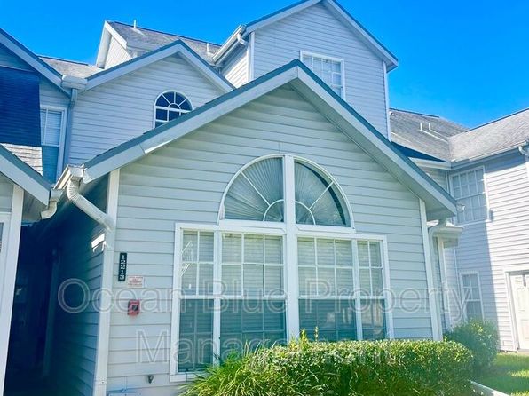 12213 Armenia Gables Cir
