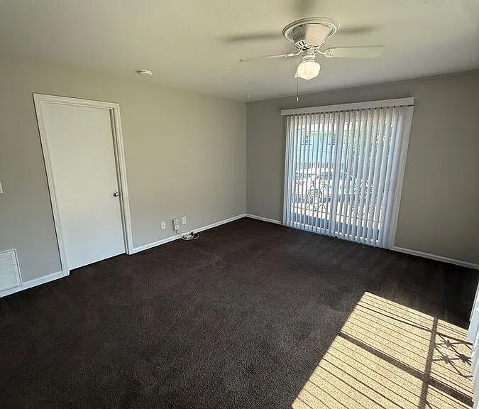 1708 Jennifer Rd #11-A — Photo 24