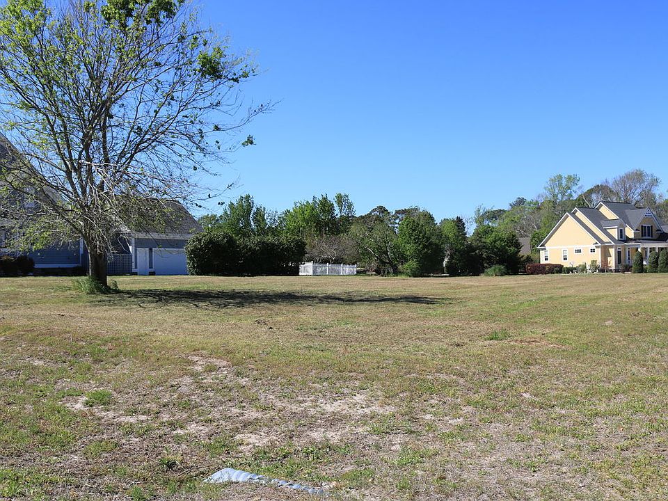 1st image of 2752 Pinecrest Dr