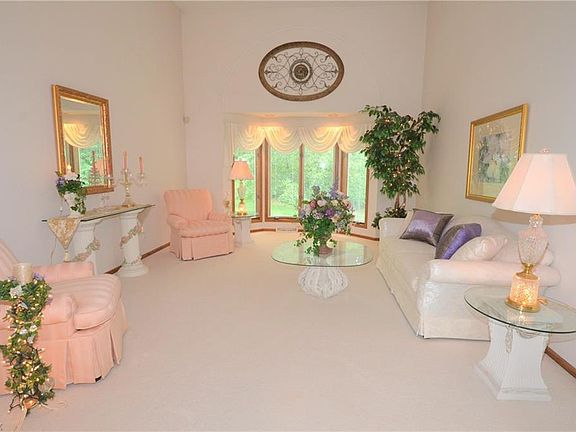 3rd image of 11201 Bristol Ct