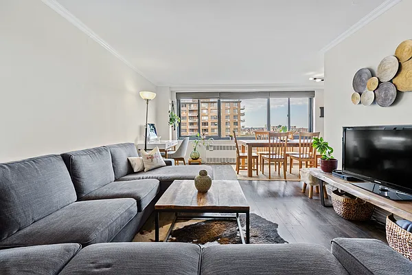 Sold by Douglas Elliman | media 16