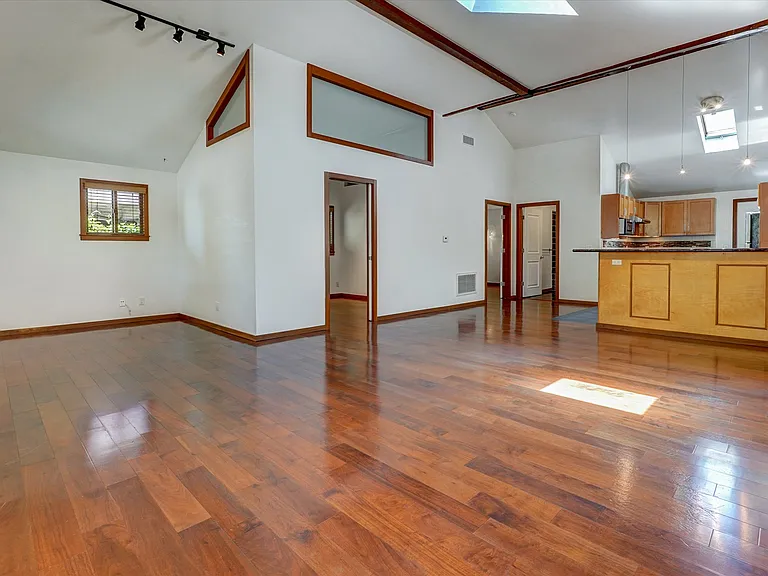 3947 Huron Ave #A — Photo 11