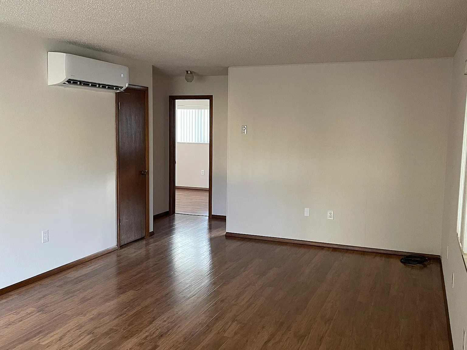 2 bed, 957 sqft, $1,600 — Photo 3