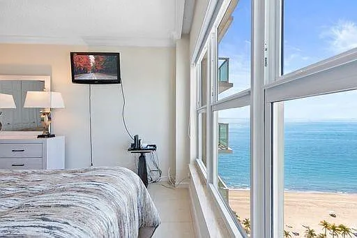 3550 Galt Ocean Dr #1805 — Photo 17