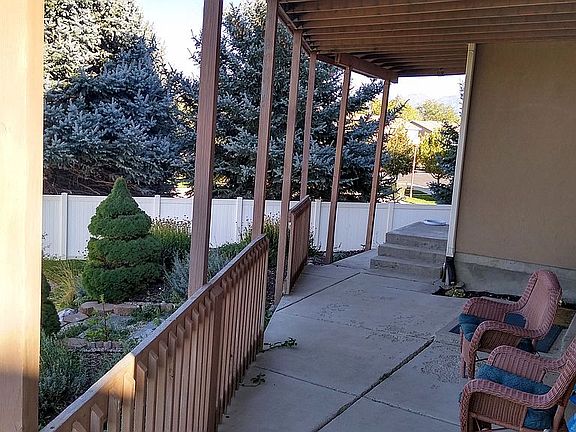 4th image of 6611 S Interlochen Ln