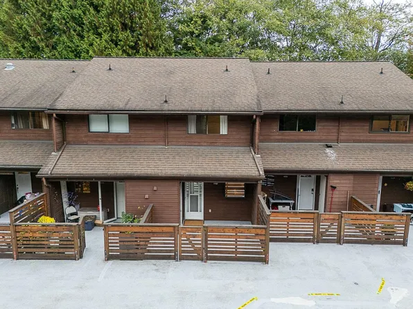 4248 Garden Grove Dr, Burnaby, BC V5G 4G6