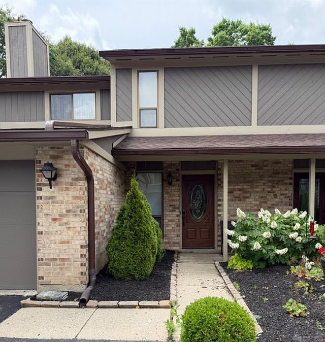 1st image of 712 Hidden Valley Ct