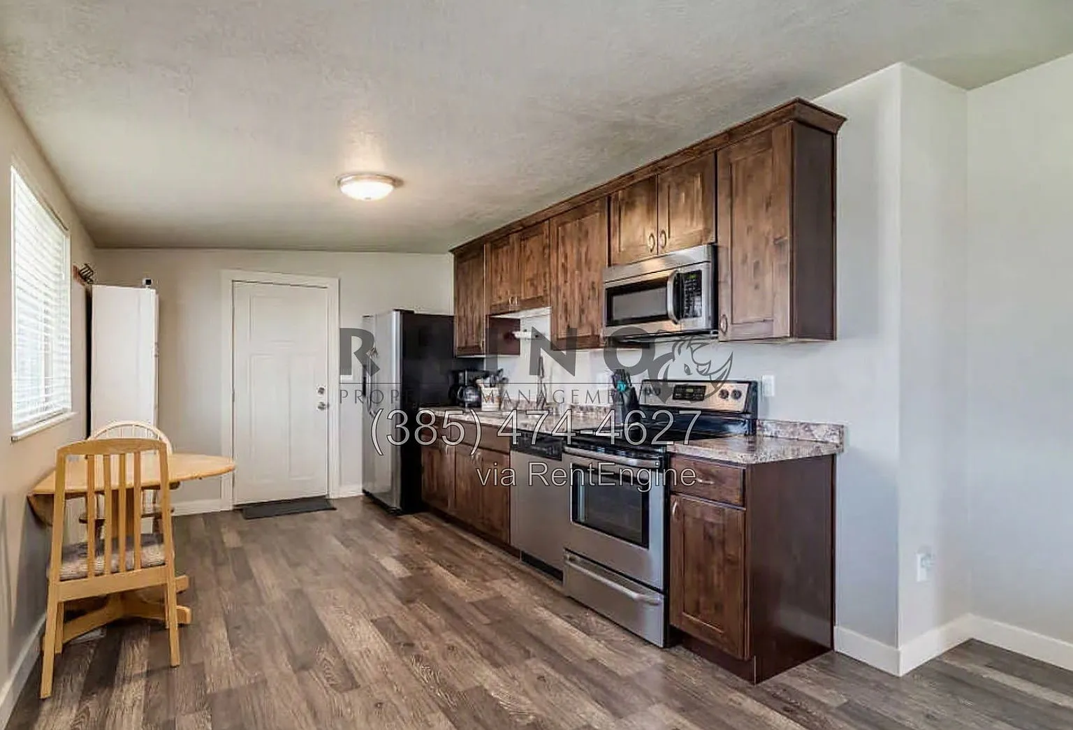 3 bed, 1.0 bath, 1020 sqft, $1,800 — Photo 1