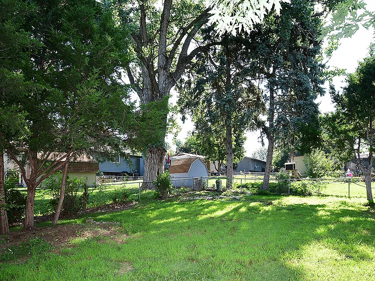14028 Madison Cir — Photo 25