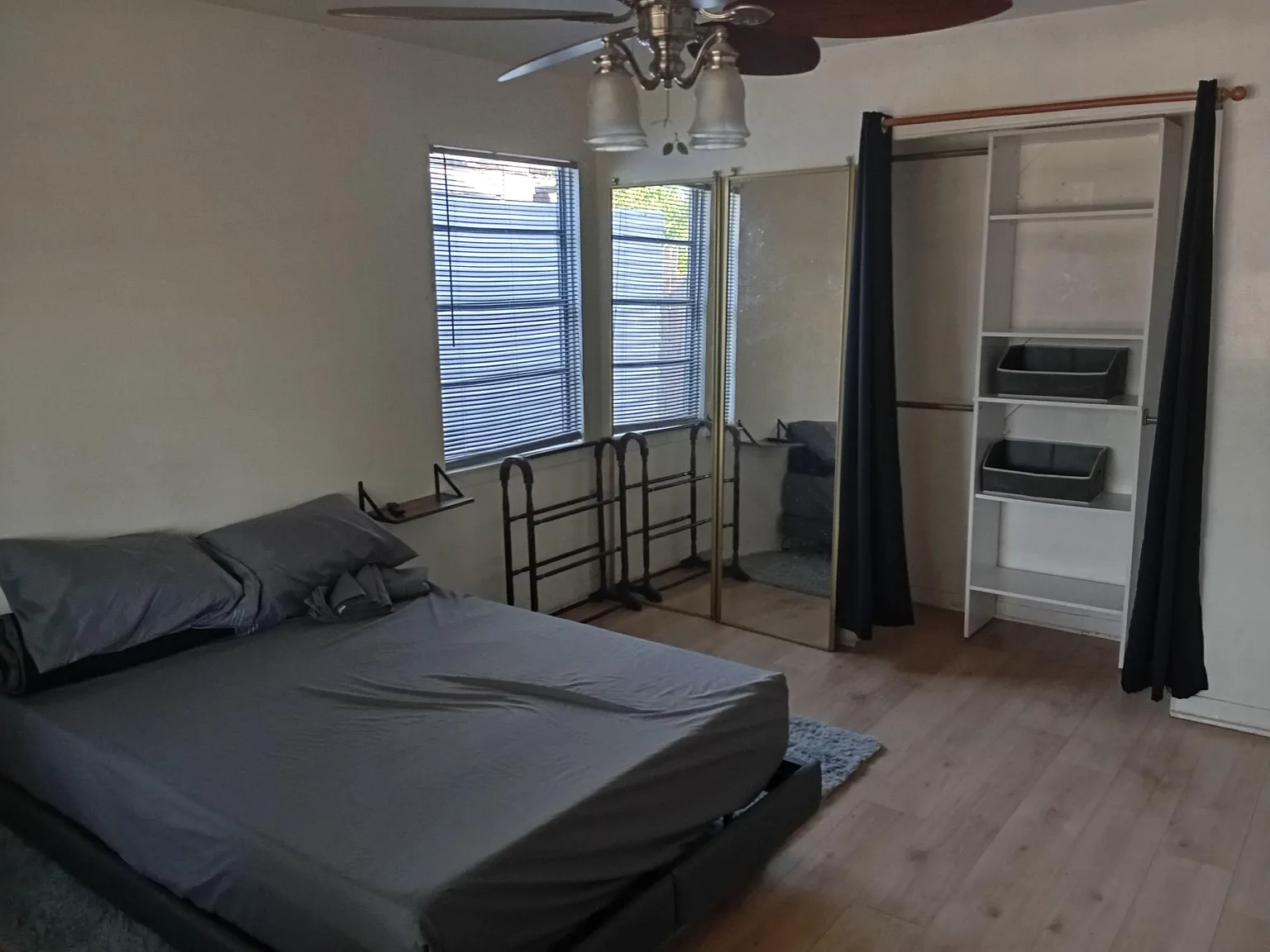 1 bed, 1.0 bath, 1008 sqft, $836 — Photo 2