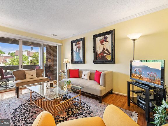 5th image of 3150 Covewood Ct #3150J