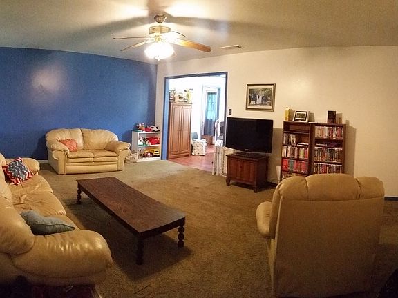 5th image of 113 Sunset Dr