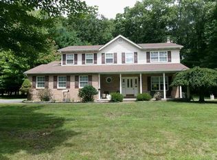 136 Longwoods Dr, Saylorsburg, PA 18353