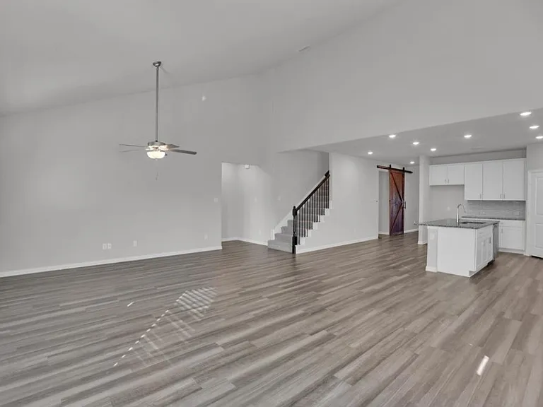 507 Crystal Clear Ln — Photo 10