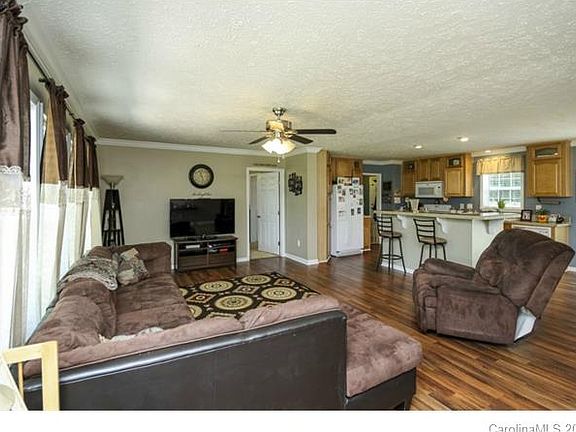4th image of 161 Serene Meadow Trl