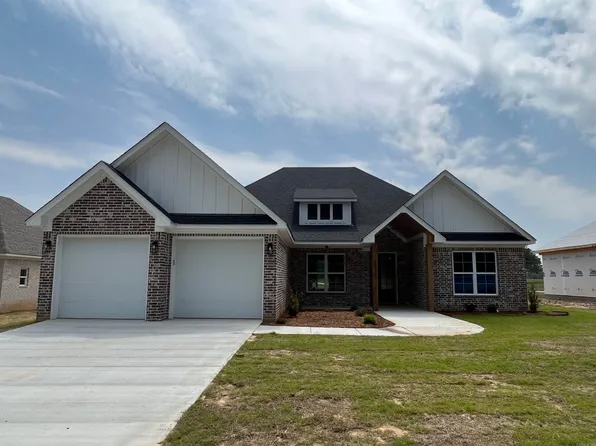 6012 Coral Rdg, Bryant, AR 72022