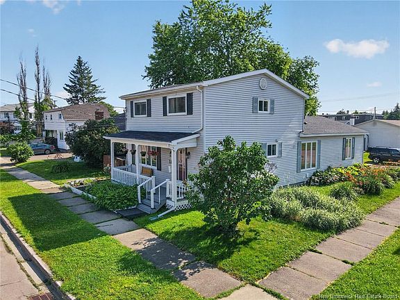 3rd image of 18 Atkinson Ave