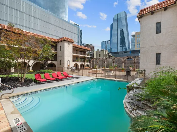 505 W 7th St APT 308, Austin, TX 78701