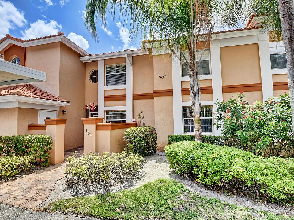 1st image of 9601 Shadybrook Drive #101