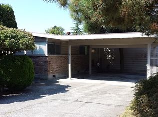 1051 Glen St, Edmonds, WA 98020