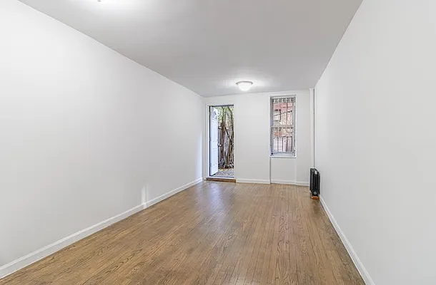 Rented by Compass | media 2