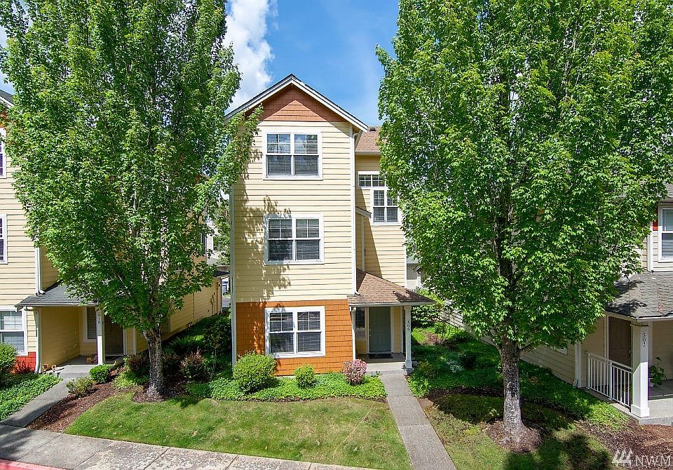 1st image of 506 224th Pl NE #29