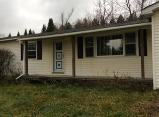 3817 Jones Rd, North Branch, MI 48461