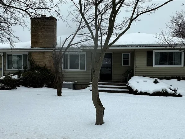 19 Draper St, Oswego, NY 13126