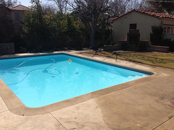 4th image of 117 W Grangeville Blvd
