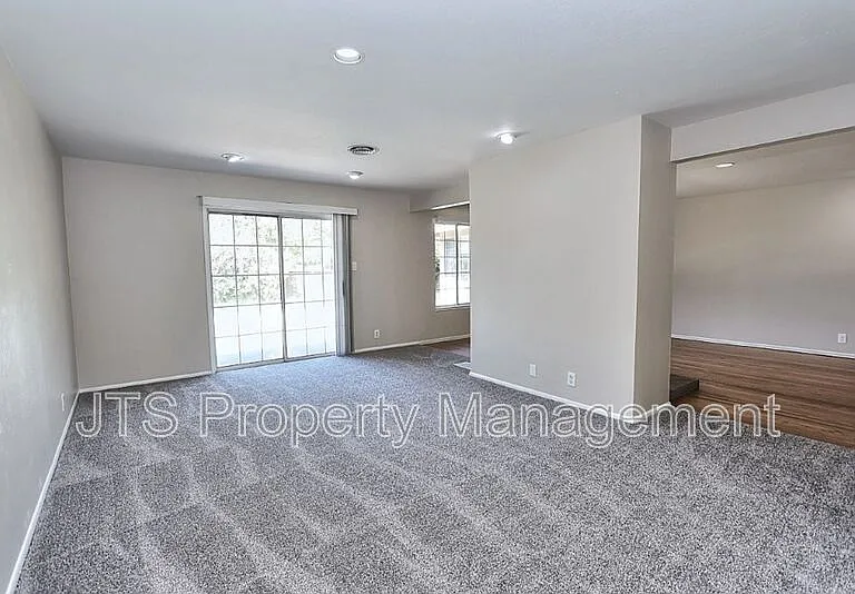 6565 S Land Park Dr — Photo 19