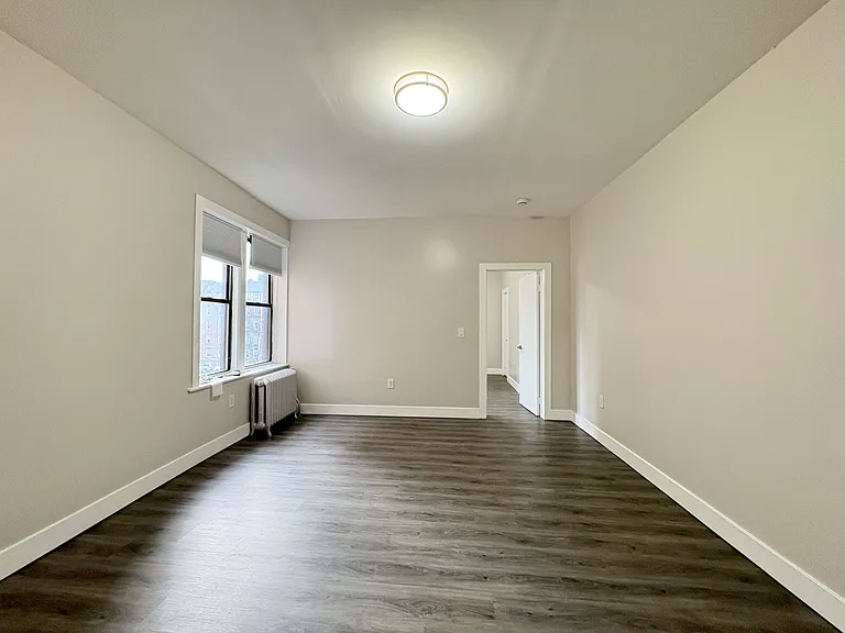 569 Bergen Ave #32 — Photo 2