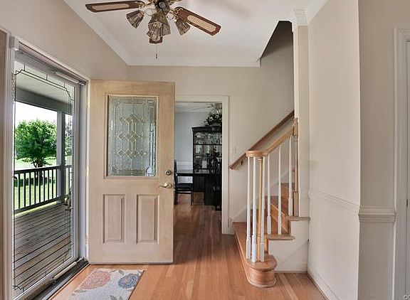 3rd image of 5212 Fisher Crest Ln