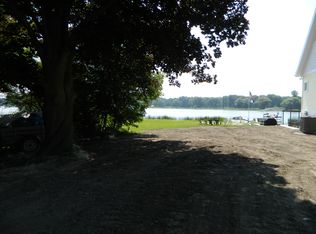 Howard St, Spring Lake, MI 49456