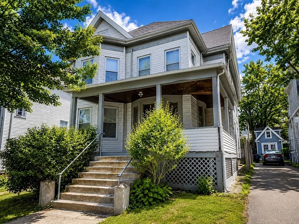 50 Dartmouth St #3