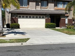 861 Moyano Cir, Corona, CA 92882