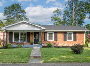 3700 Glenwillow Way, Jeffersontown, KY 40299