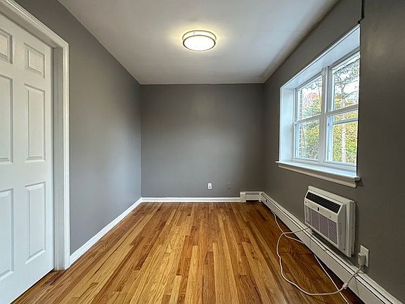 2nd image of 122-138 E 7th St #128-203