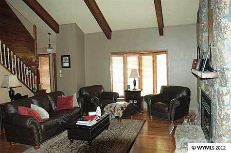 4th image of 1303 E Forest Dr