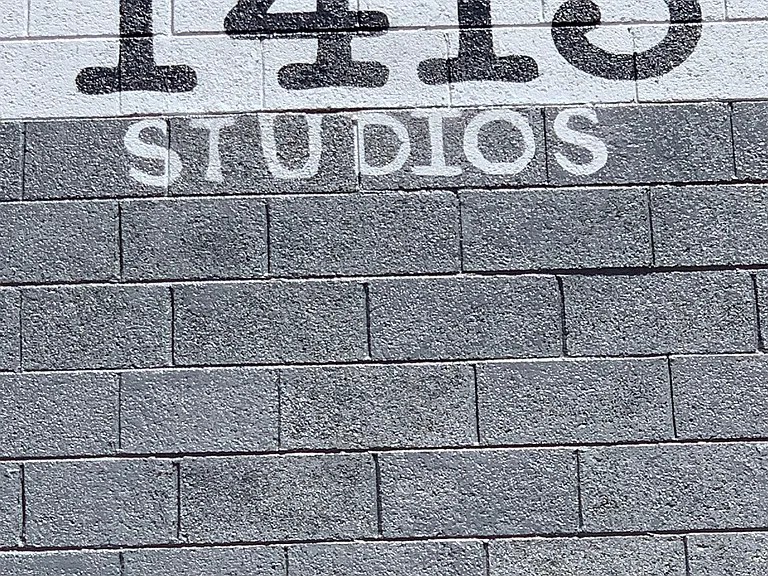 1413 East Washington Street — Photo 6