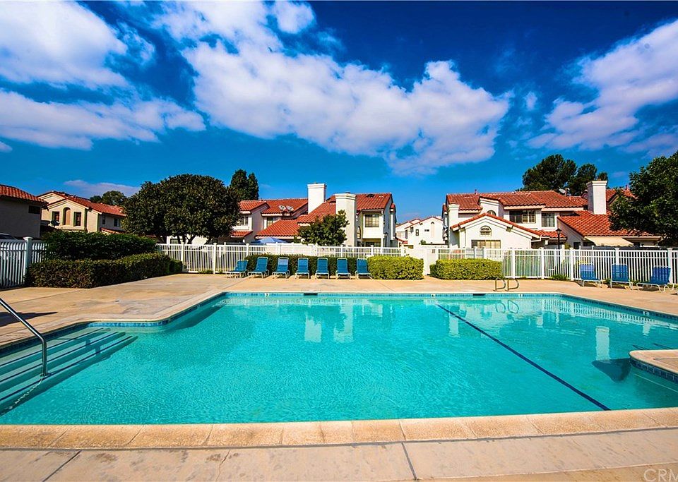 2nd image of 1310 Albariza Pl Unit 4