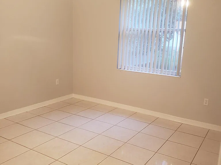 9967 Shadow Creek Dr — Photo 17